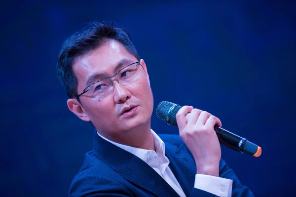 Ponny Huateng Ordförande Och Tencent Holdings Ltd Talar Avtäckningsceremony För — Stockfoto