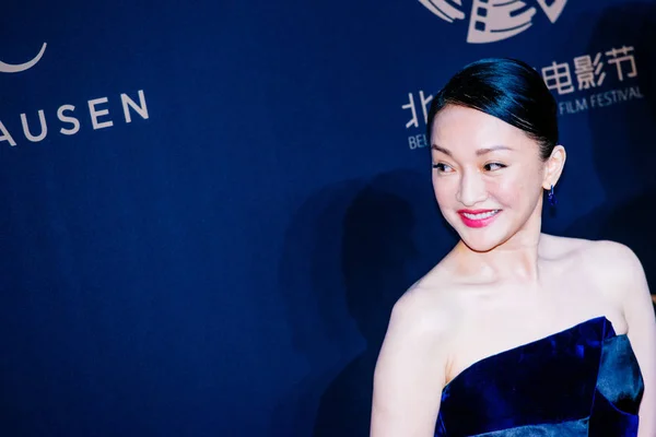 回北京国際映画祭 2017 日中に Iwc 映画夜のイベントに到着した中国の女優周迅 — ストック写真
