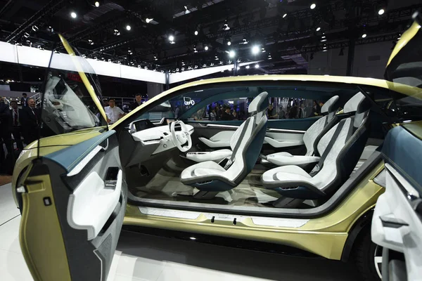Автомобиль Skoda Vision Concept Представлен Шанхайской Международной Выставке Автомобильной Промышленности — стоковое фото