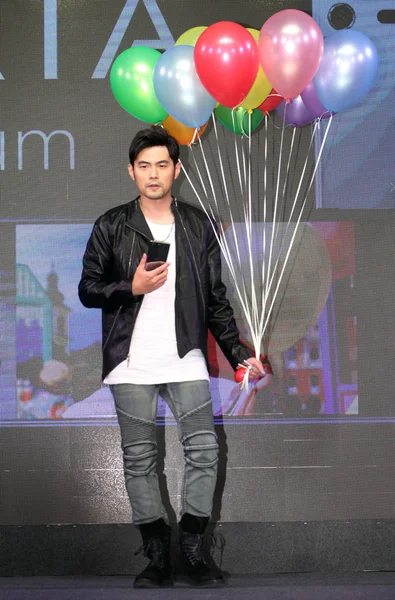 Taiwanese Singer Jay Chou Attends Promotional Event Sony Xperia Smartphone — Stock Photo, Image