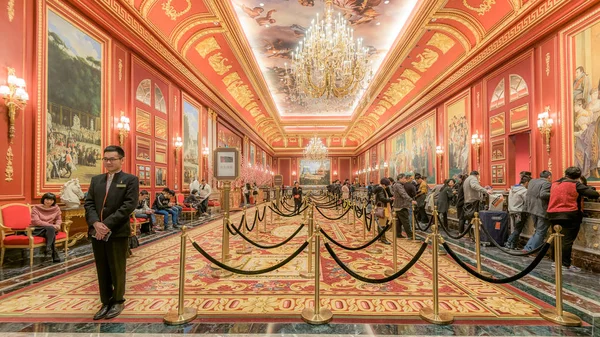 Zákazníci Změnami Hale Pařížské Macao Resort Casino Macau Čína Ledna — Stock fotografie