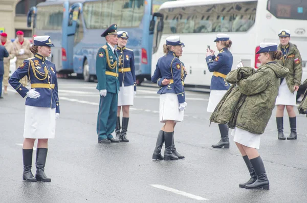 Las Soldados Rusas Posan Para Las Fotos Plaza Roja Después — Foto de Stock