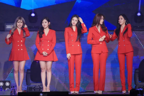 Члены Южнокорейской Женской Группы Ara Выступили Время Концерта Тайбэе Тайвань — стоковое фото