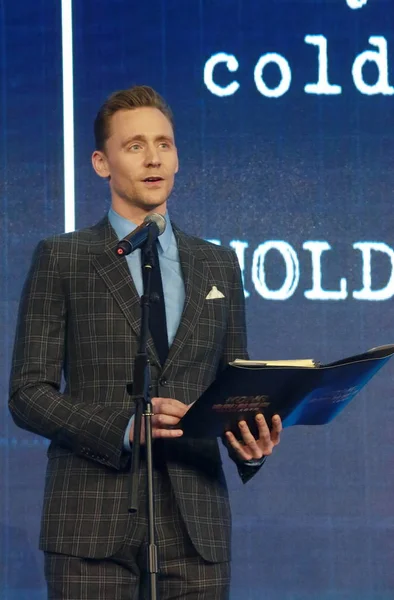 English Actor Tom Hiddleston Attends Press Conference Premiere His New — Stock Fotó
