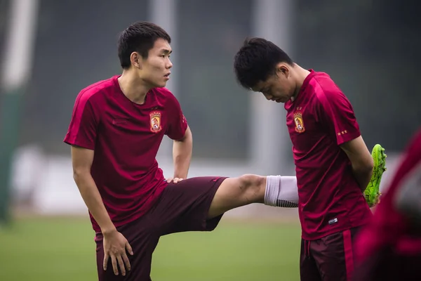 Pemain Dari Guangzhou Evergrande Dari Tiongkok Mengambil Bagian Dalam Sesi — Stok Foto