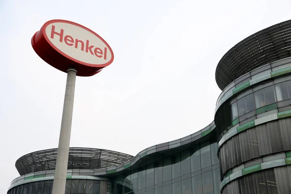 Vista Uma Tabuleta Henkel Frente Sede China Henkel Zhangjiang High — Fotografia de Stock