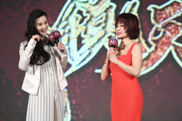 Chinesische Schauspielerinnen Fan Bingbing Links Und Angela Pan Yin Tze — Stockfoto