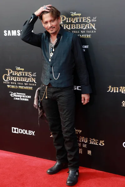Αμερικανός Ηθοποιός Τζόνι Ντεπ Φτάνει Στο Κόκκινο Χαλί Για Την — Φωτογραφία Αρχείου