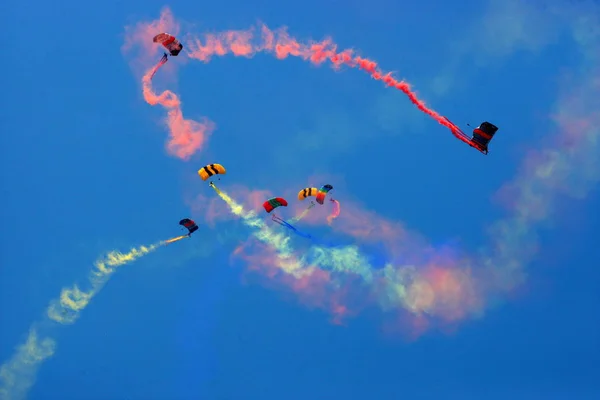 Samoloty Aerobatic Wykonać Podczas Zhengzhou Airshow 2017 Zhengzhou City Centralnej — Zdjęcie stockowe