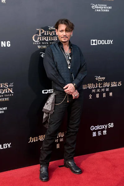 Ator Americano Johnny Depp Chega Tapete Vermelho Para Estreia Seu — Fotografia de Stock