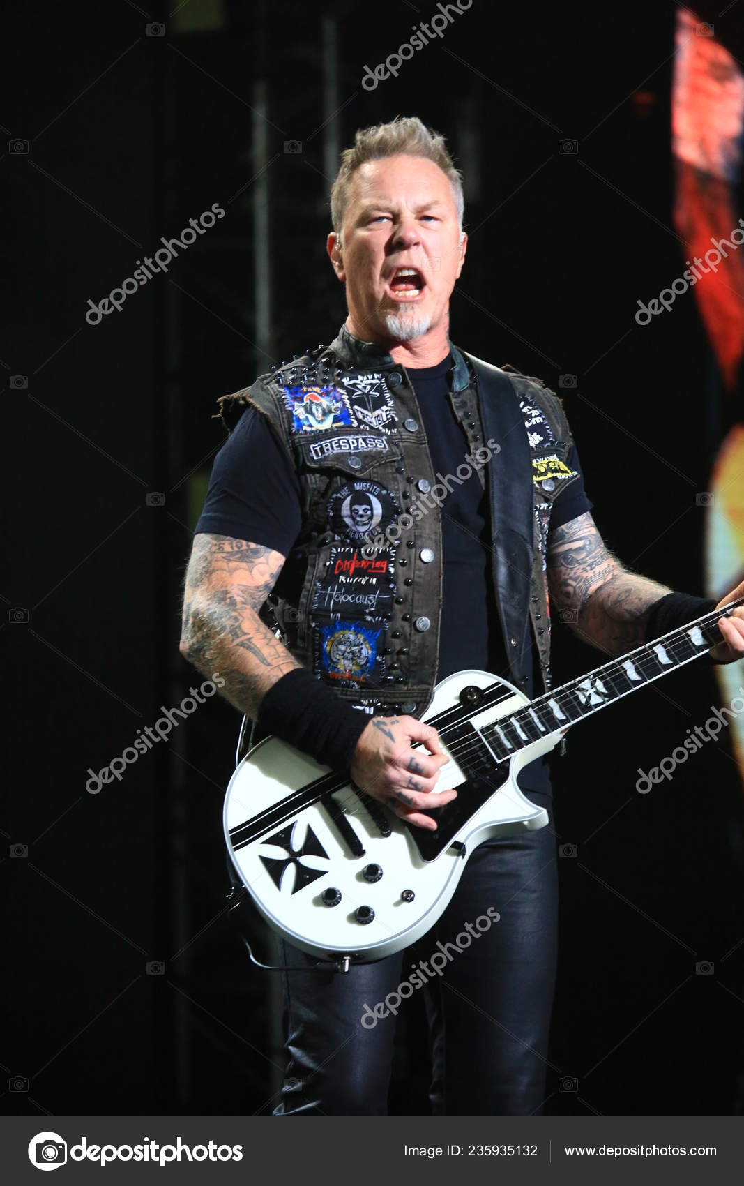 James Hetfield Member American Heavy Metal Band Metallica Performs Concert  – Stock Editorial Photo © ChinaImages #235935132