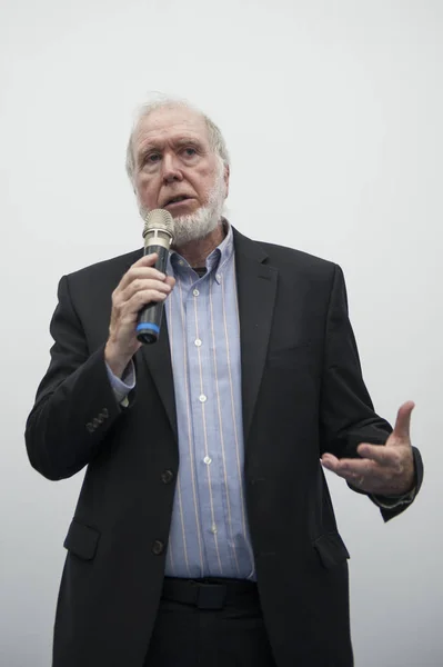 Editor Editor Irlandés Kevin Kelly Habla Evento Promocional Para Nuevo — Foto de Stock