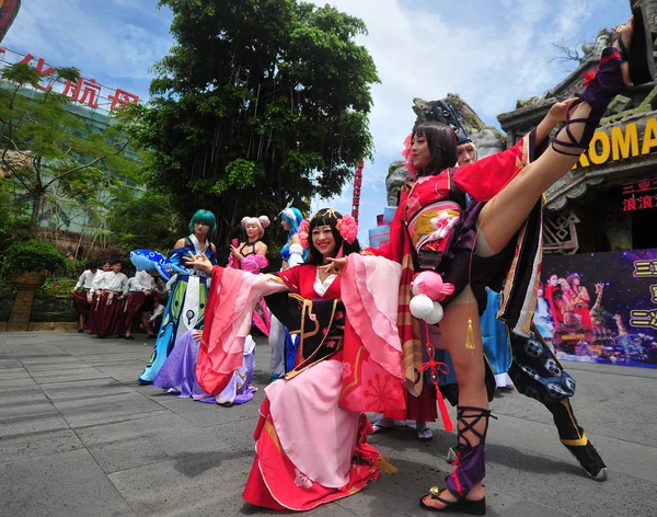 Çin Mezunlar Cosplay Kostümleri Poz Sanya City Güney Çin Hainan — Stok fotoğraf