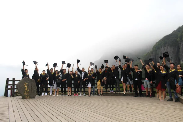 Casais Amantes Colegas Classe Uma Universidade Cidade Chengdu Província Sichuan — Fotografia de Stock