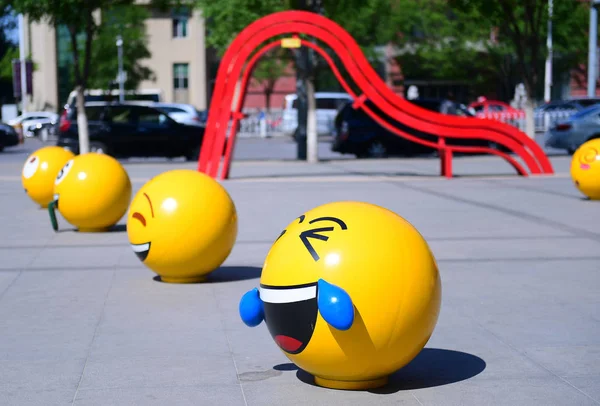 Emojis Pedra Para Mostrar Expressões Faciais São Retratados Cidade Shenyang — Fotografia de Stock