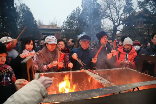Çin Tapanların Tütsü Sopa Ocak 2017 Çin Yeni Yıl Veya — Stok fotoğraf