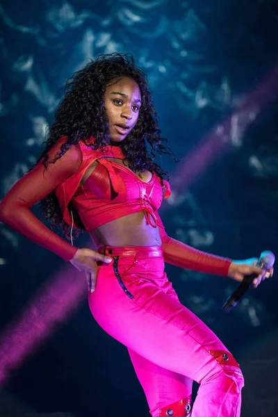 Normani Kordei Hamilton Von Der Amerikanischen Mädchengruppe Fifth Harmony Tritt — Stockfoto