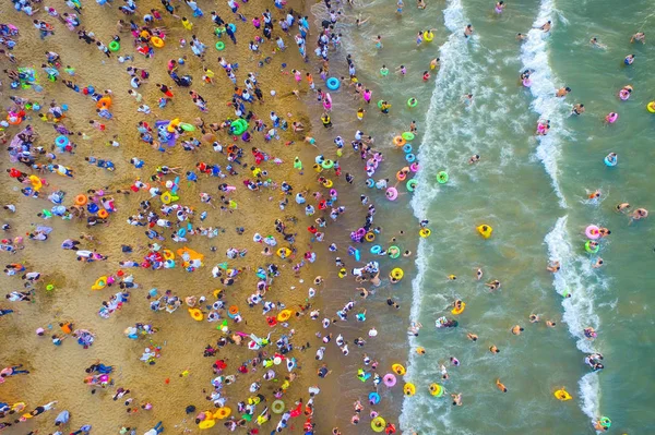 Luftaufnahme Von Menschen Beim Baden Drachenwasser Einem Lokalen Brauch Anlässlich — Stockfoto