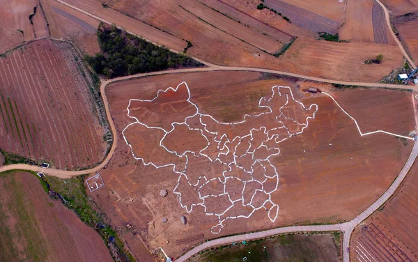 Widok Lotu Ptaka Mapy Chin Stworzonych Przez Miejscowych Rolników Mieście — Zdjęcie stockowe
