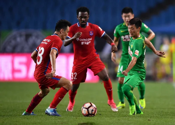 브라질의 Fernandinho 2017 Csl 201 그들의 라운드 경기에서 베이징 궈안의 — 스톡 사진