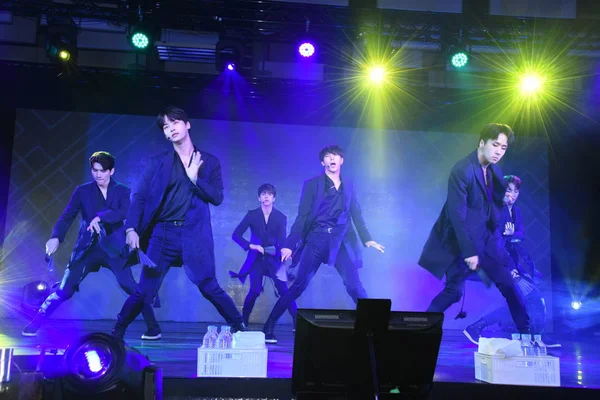 Membros Grupo Masculino Sul Coreano Vixx Apresentam Durante Evento Promocional — Fotografia de Stock