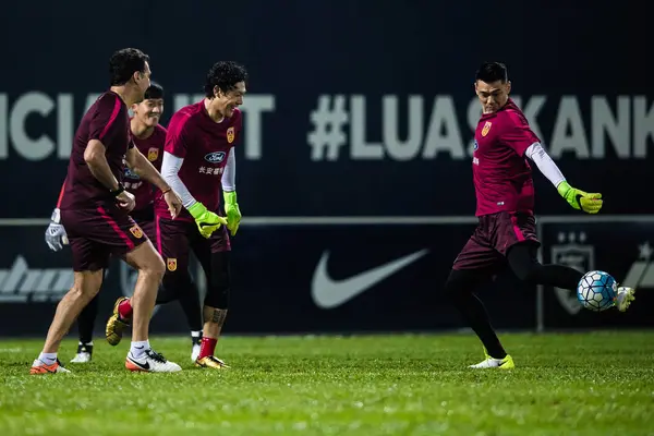 Çin Millî Futbol Takımı Oyuncuları Bir Eğitim Oturumu Suriye Karşı — Stok fotoğraf