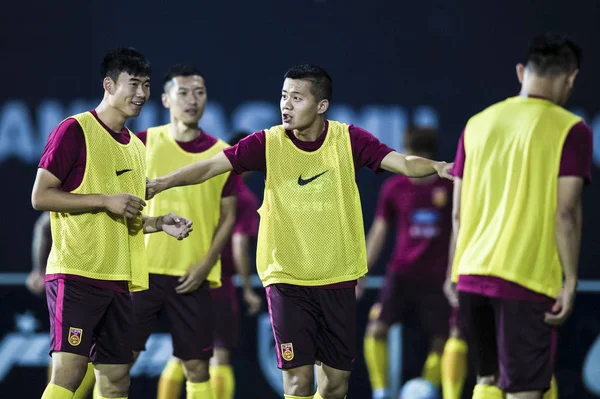 Pemain Tim Nasional Sepak Bola Pria Tiongkok Mengambil Bagian Dalam — Stok Foto