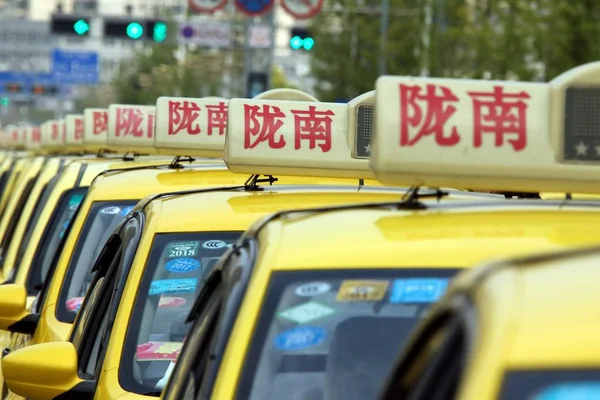 Haziran 2017 Çin Doğusundaki Jiangsu Eyaletinin Longnan Şehrinde Bir Sokakta — Stok fotoğraf