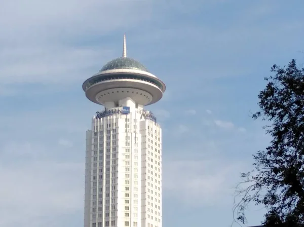 Uitzicht Een Herenhuis Met Een Ufo Vormig Dak Shanghai China — Stockfoto