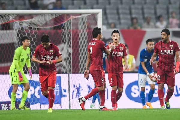 Giocatori Shanghai Sipg Festeggiano Dopo Aver Segnato Gol Contro Henan — Foto Stock