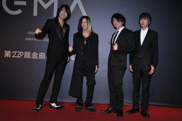 Leden Van Japanse Rockband Glay Poseren Rode Loper Voor 28E — Stockfoto