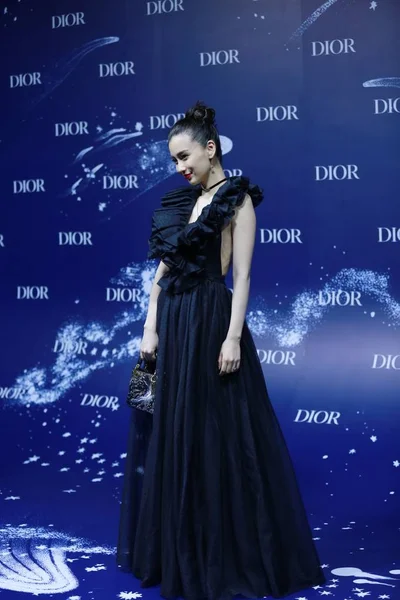 Hong Kong Model Actrice Angelababy Woont Dior Feel Blauw Evenement — Stockfoto