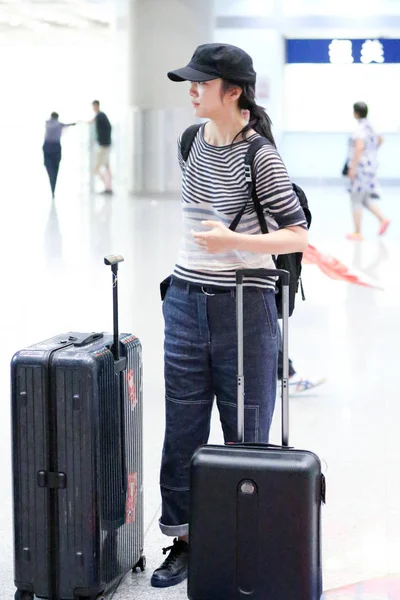 Китайська Актриса Тан Вей Зображений Пекінського Міжнародного Столичного Аеропорту Пекіні — стокове фото