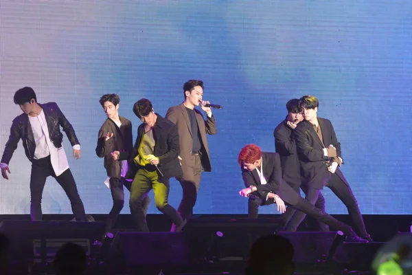 Miembros Del Grupo Chicos Surcoreanos Got7 Actúan Durante Reunión Fans —  Fotos de Stock