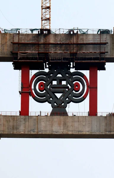 World Largest Steel Decoration Shape Chinese Knot Weighing Tons Which — Stock Photo, Image