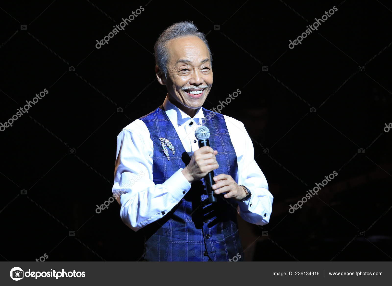 Japanese Singer Songwriter Tanimura Shinji Sings Tanimura Shinji 45Th 