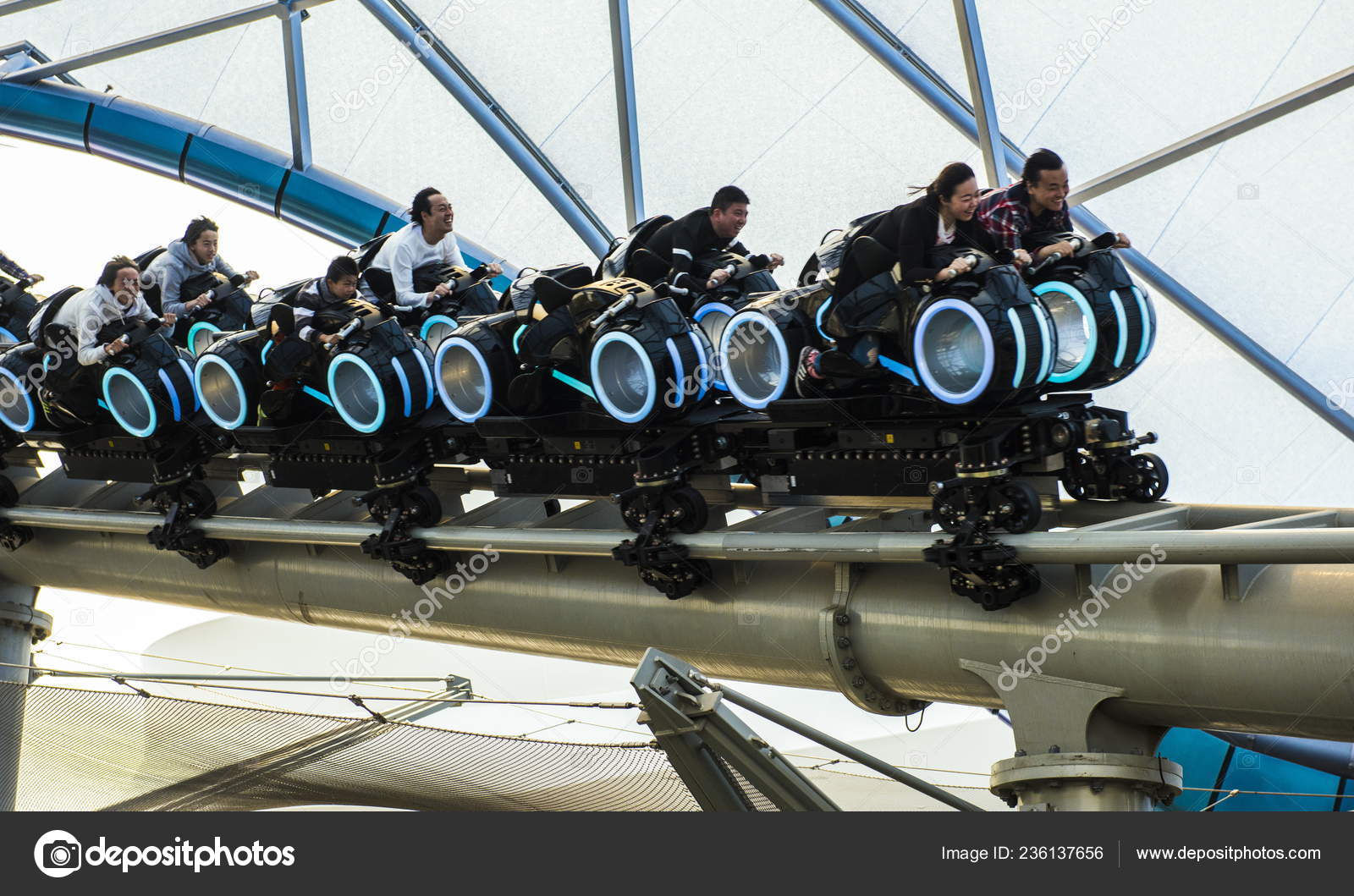 Roller Coaster Disney World Funny People Having Fun Seven Dwarfs