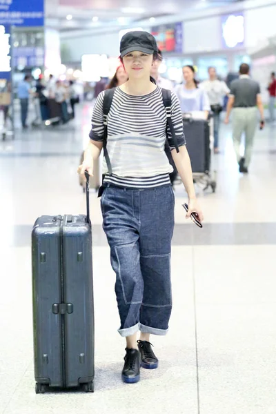 Chinese Actress Tang Wei Pictured Beijing Capital International Airport Beijing — Stock Photo, Image