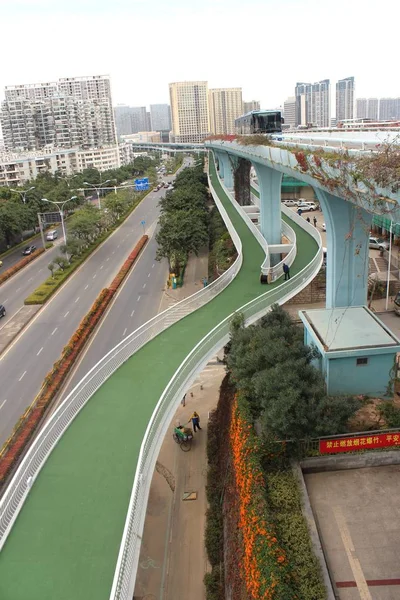 Tekintettel Kínai Első Emelkedett Kerékpárpálya Épített Föld Felett Xiamen Város — Stock Fotó