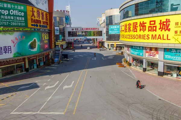 Vista Uma Rua Quase Vazia Antes Ano Novo Lunar Chinês — Fotografia de Stock