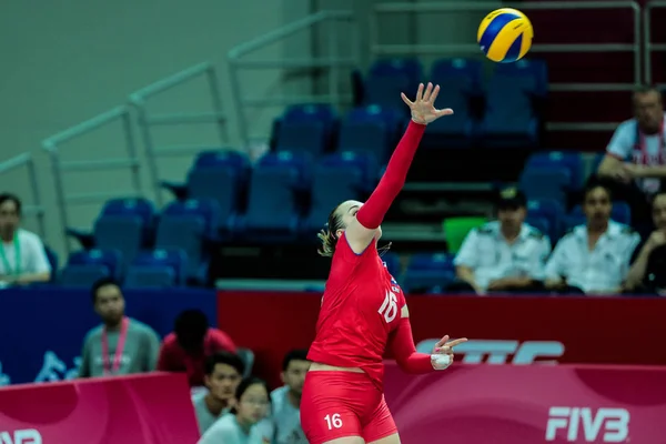 Irina Woronkova Aus Russland Gibt Einen Ball Während Des Gruppenspiels — Stockfoto