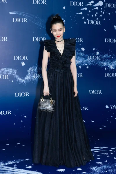 Гонконг Актриса Angelababy Пози Dior Відчуваю Синій Подія Шанхаї Китай — стокове фото