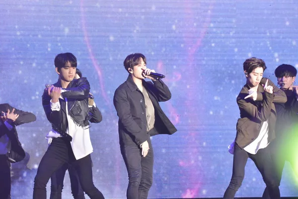 Miembros Del Grupo Chicos Surcoreanos Got7 Actúan Durante Reunión Fans —  Fotos de Stock