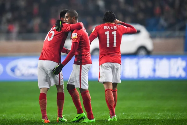 Jogador Futebol Brasileiro Alan Carvalho Centro Outros Jogadores Guangzhou Evergrande — Fotografia de Stock