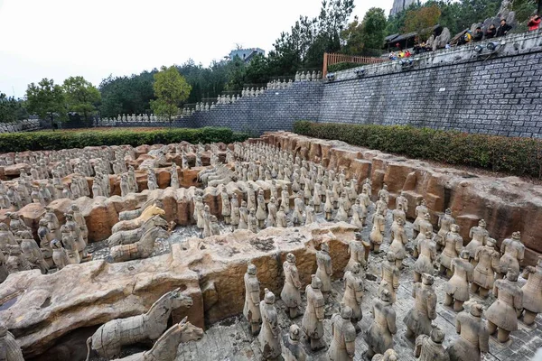 Terra Cotta Savaşçıları Qin Shihuang Atları Müzesi Nin Numaralı Çukuru — Stok fotoğraf