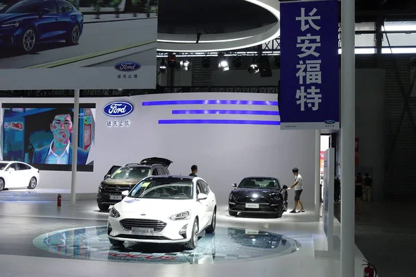 Newmondeo Autója Ford Alatt Jelenik Meg Egy Autókiállítás Shanghai Kína — Stock Fotó