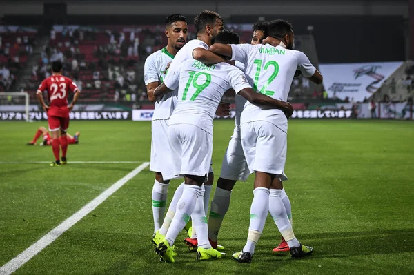 2019年1月8日 在阿拉伯联合酋长国阿布扎比举行的 Afc 亚洲杯 组比赛中 沙特阿拉伯国家足球队的球员在与朝鲜国家足球队的比赛中进球后庆祝 — 图库照片