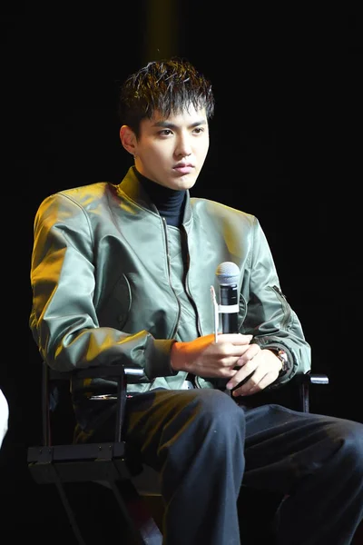 Chinese actor Kris Wu Yifan attends the press conference for the premiere of his movie "xXx: The Return of Xander Cage" in Beijing, China, 9 February 2017. — Stock Image Chinese Actor Kris Yifan Attends Press Conference Premiere His Movie Stock Photo
