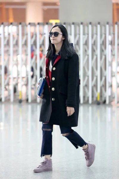 Actriz China Yao Chen Fotografiada Aeropuerto Internacional Beijing Capital Beijing —  Fotos de Stock