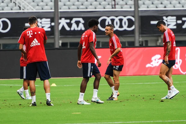 Hráči Bayern Mnichov Zúčastnit Tréninku Pro China International Champions Cupu — Stock fotografie